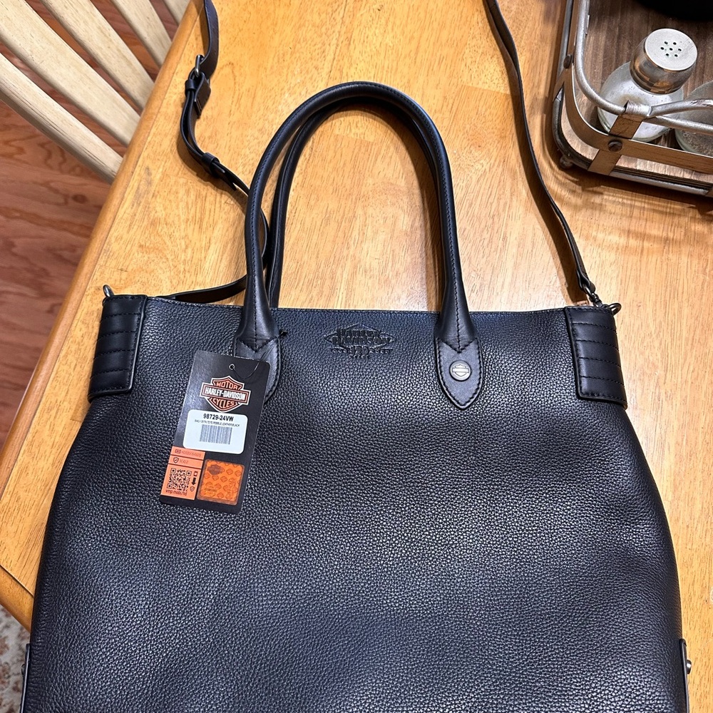 NWT.Harley Davidson black leather pebble tote!  14.5 wide 11 height 8 handle.